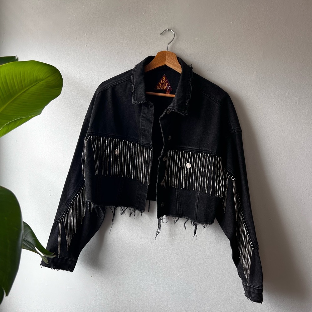 SIGNATURE DISTRESSED DENIM FRINGE SPARKLE JACKET⛓️🖤💎